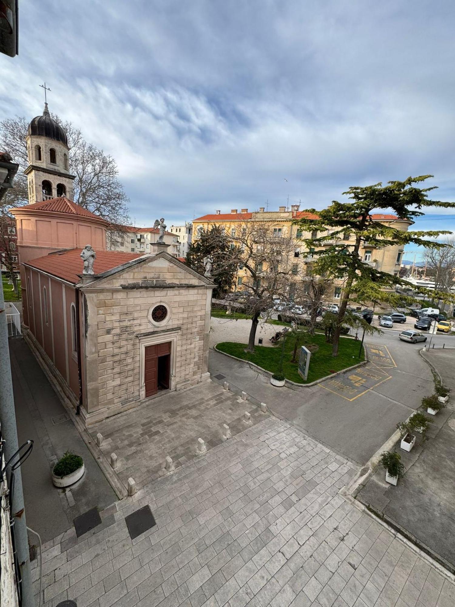 Kampo Apartment Zadar Bagian luar foto